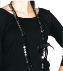 Collana lunga danza con charm scarpetta e fiocco nero